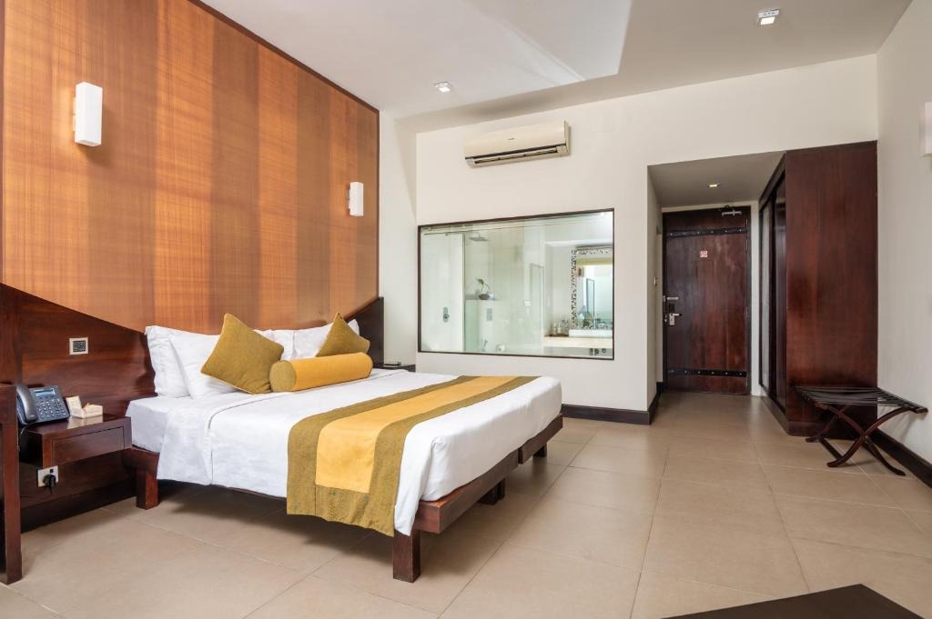 هتل شیناگاوا بیچ